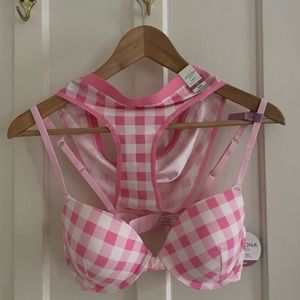 NWT bra and pantie set